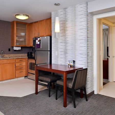 Residence Inn By Marriott Coralville Exterior photo