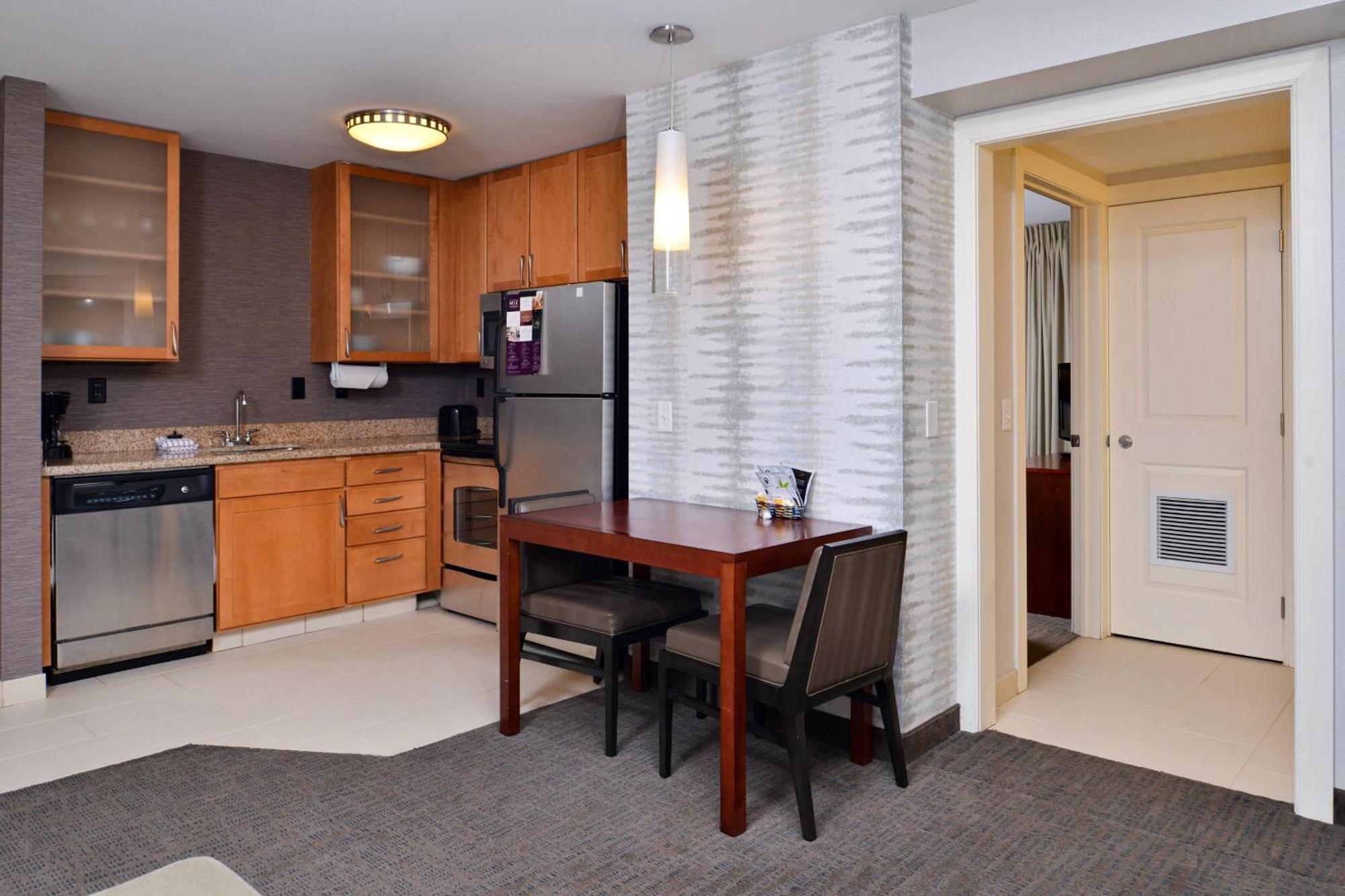 Residence Inn By Marriott Coralville Exterior photo